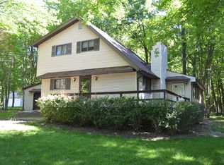 153 Fern Ridge Rd, Blakeslee, PA 18610