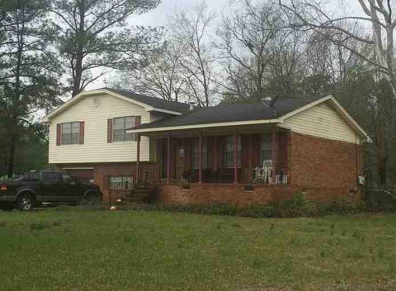 2nd image of 660 Parsons Dr