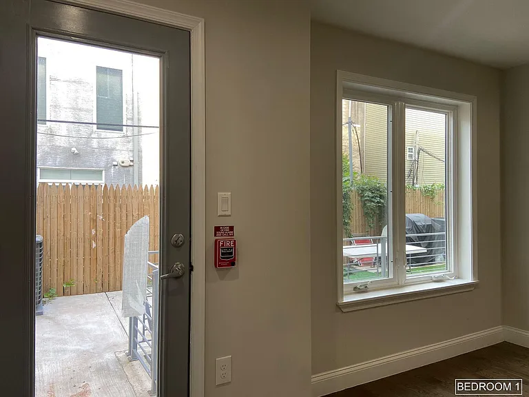 1235 N 2nd St #A — Photo 11
