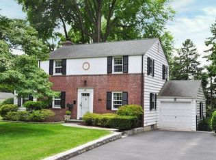 15 Meadowbrook Rd, Irvington, NY 10533