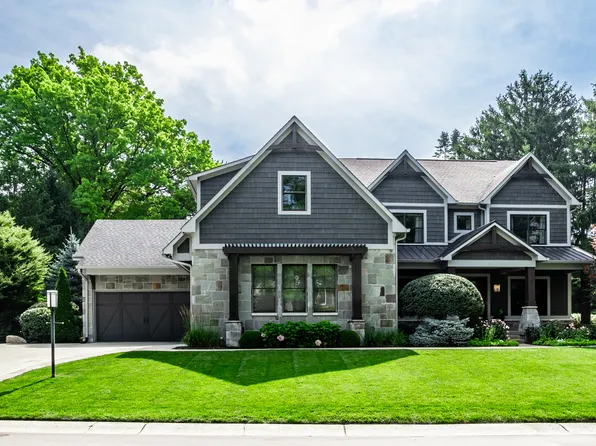 7511 Pine Valley Ln, Indianapolis, IN 46250