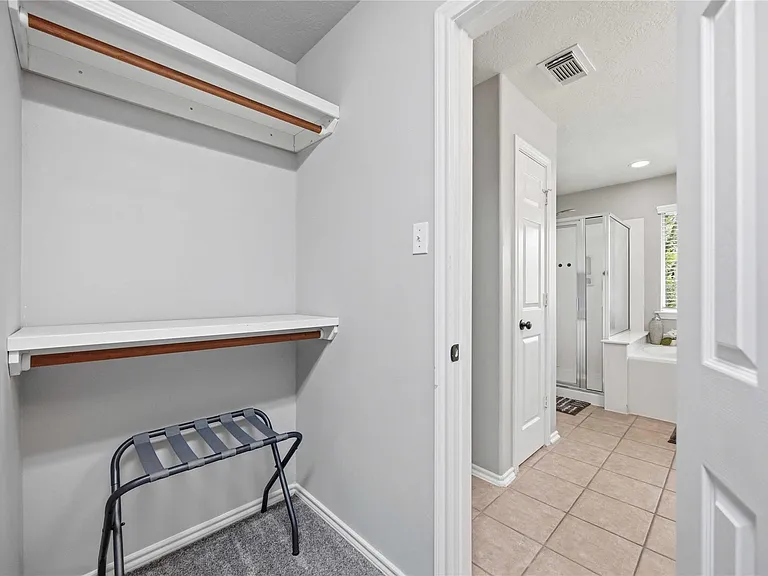 71 Summerhaze Cir — Photo 25