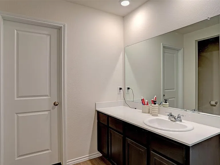 6517 Waterfall Ln — Photo 16