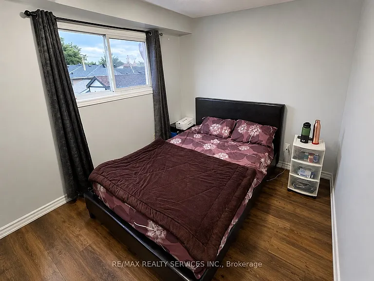 71 Newlyn Cres — Photo 13