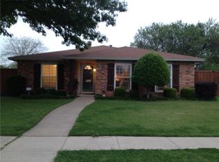2010 Palmer Trl, Grand Prairie, TX 75052