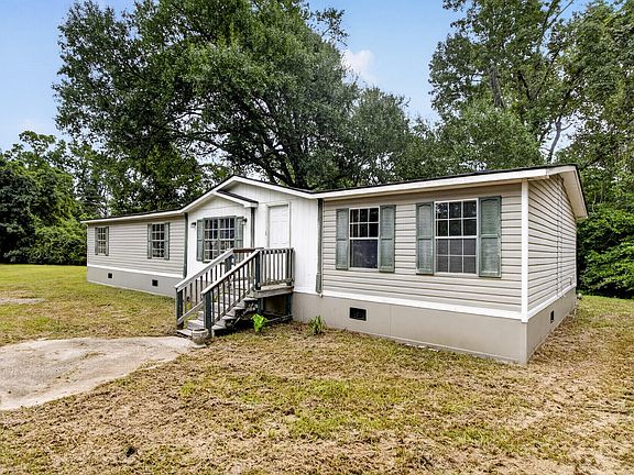 2nd image of 106 Keyes Ln
