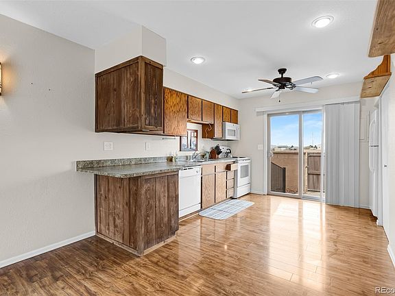 5th image of 9 Granada Court #11