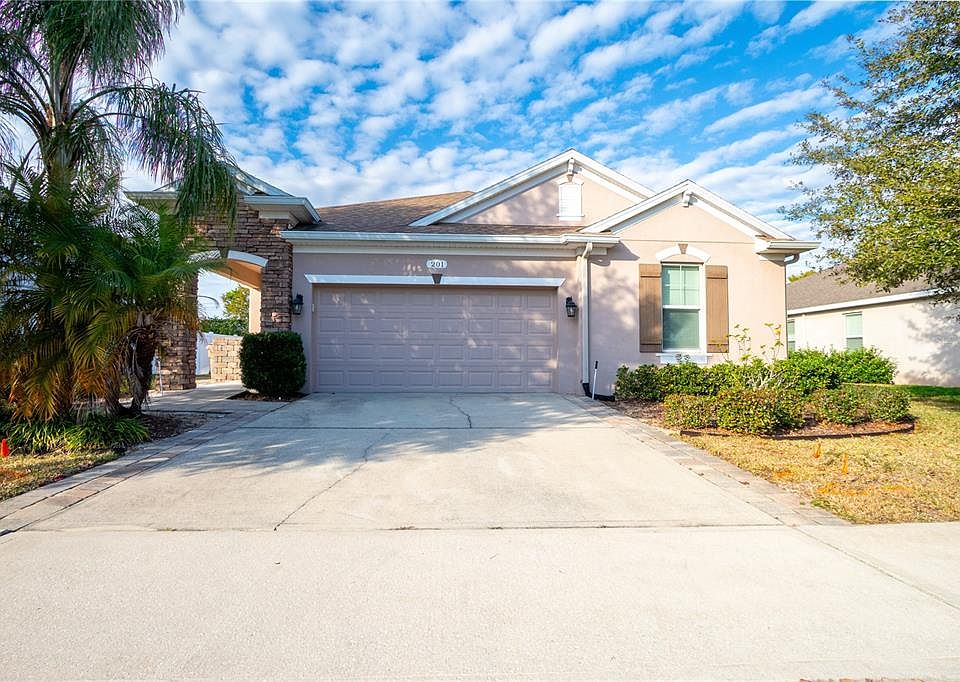 1st image of 201 Compass Rose Dr
