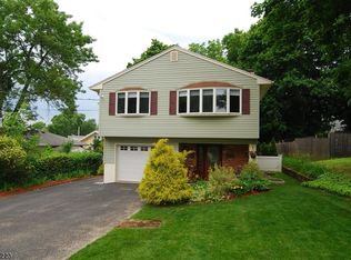 4 Lake St, Netcong, NJ 07857