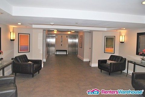 3rd image of 610 N West St Unit 1-5G