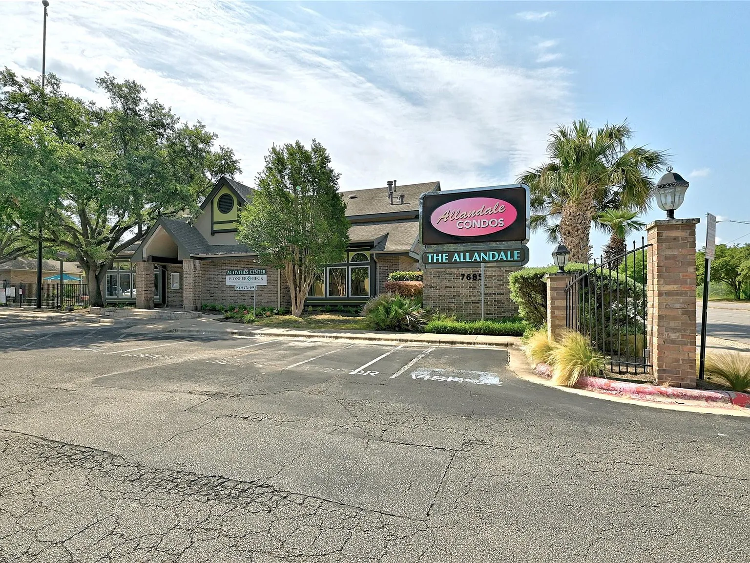 1 bed, 1.0 bath, 650 sqft, $1,250 — Photo 2