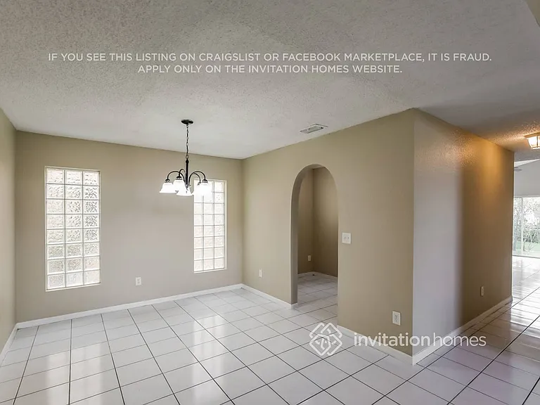 1614 SW 158th Ter — Photo 7