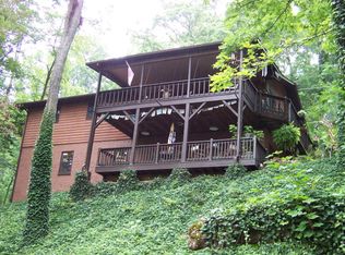 684 Holly Springs Estate Rd, Franklin, NC 28734