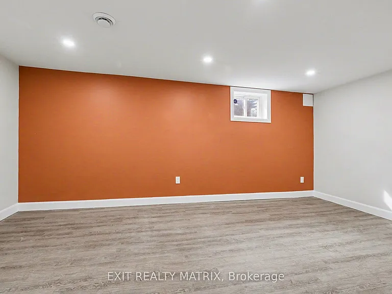 1468 Heatherington Rd #B — Photo 27