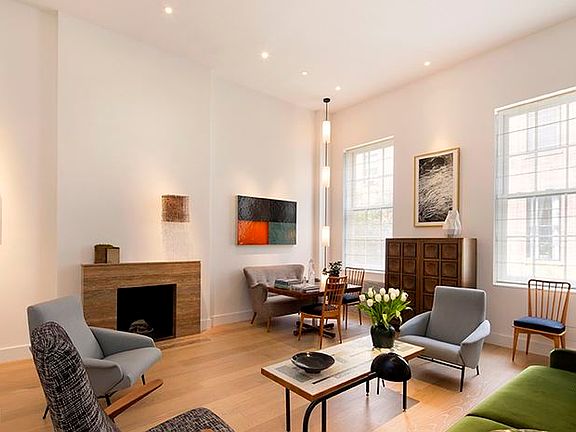 2nd image of 23 W 9th St APT 2R