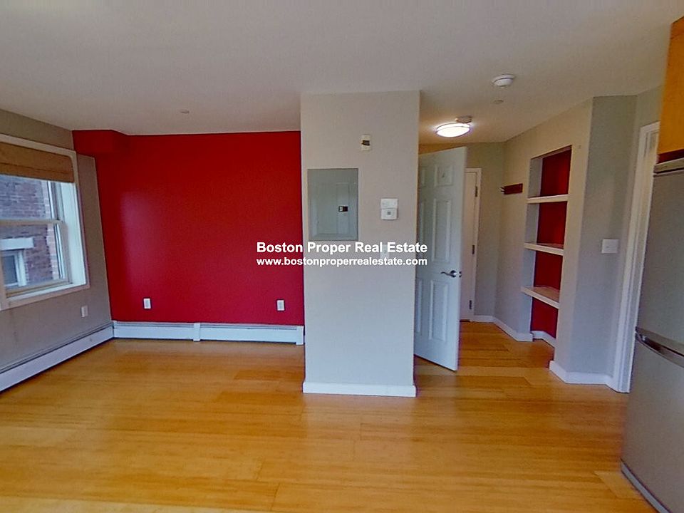1st image of 461 Park Dr #101