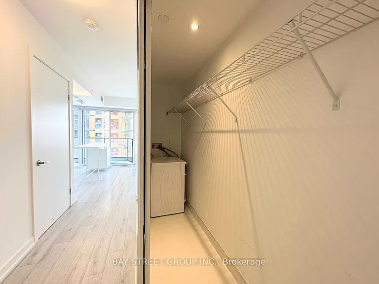 77 Shuter St #1707 — Photo 17