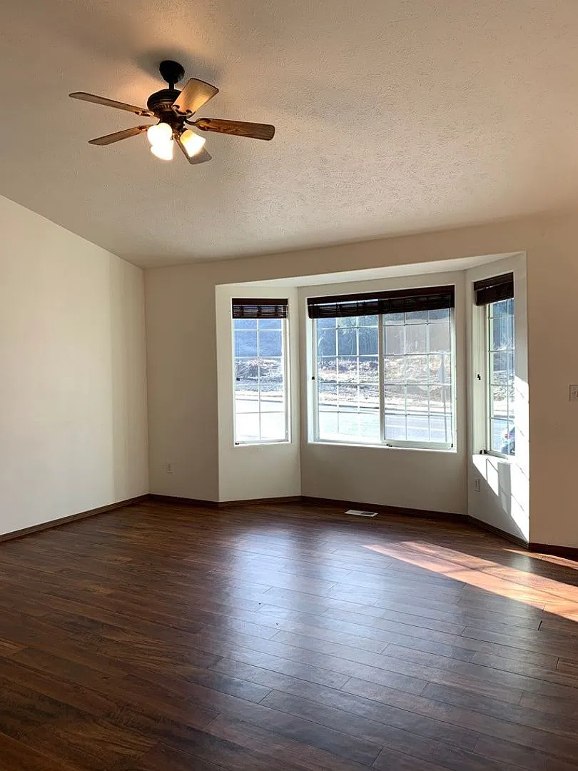 Waikiki Duplex — Photo 1