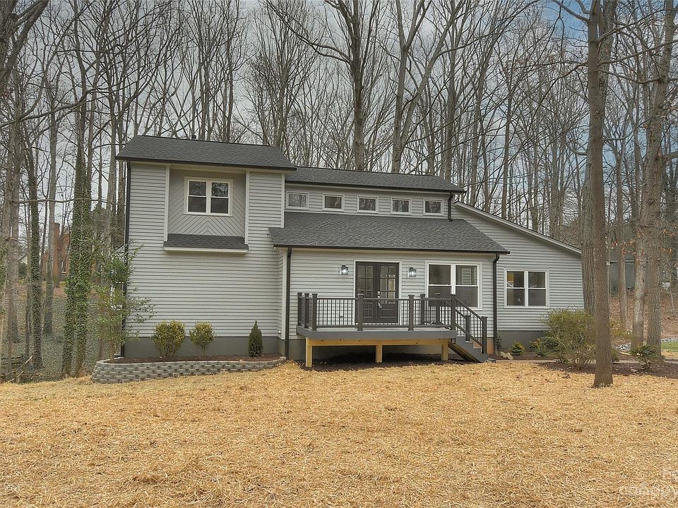 1st image of 3508 Country Club Dr