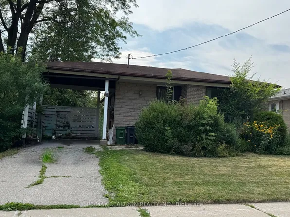 22 Rochelle Cres, Toronto, ON M2J 1Y4