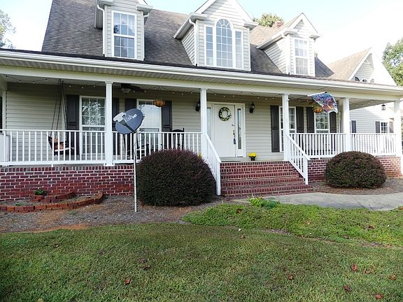 5th image of 280 Washburn Dr