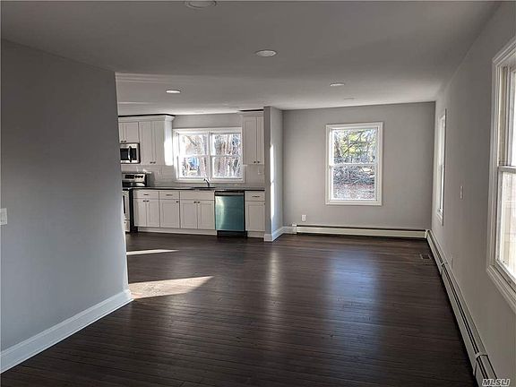 2nd image of 277 Dayton Ave