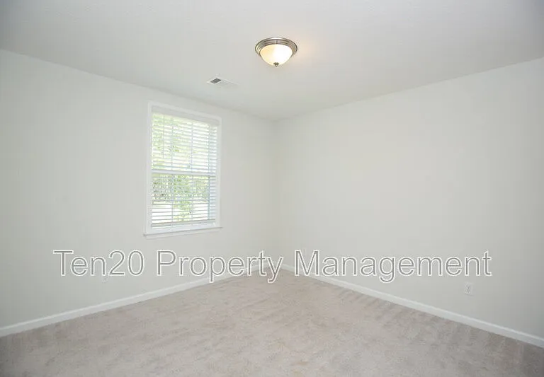 7794 Garrett Rd — Photo 25