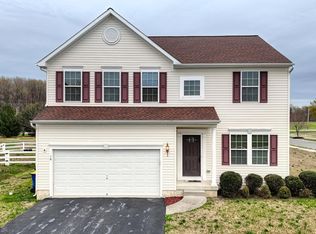 16 Amberwood Ct, Dover, DE 19901