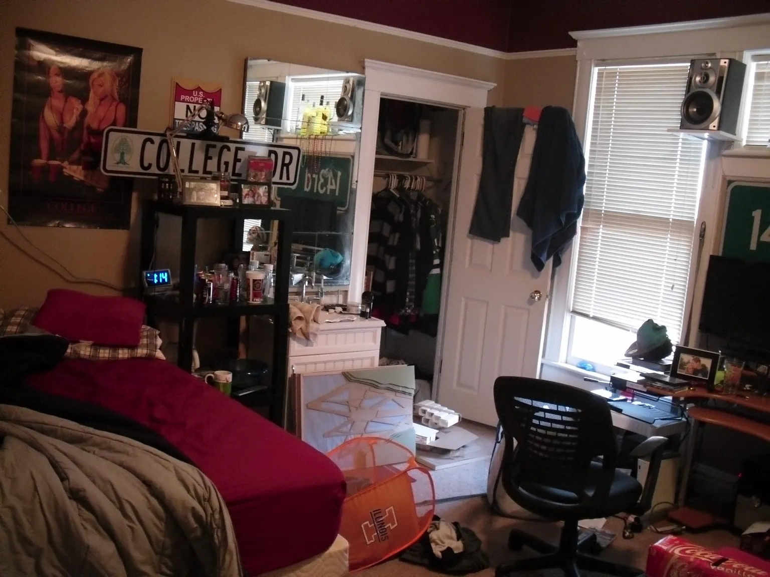 6 bed, 3000 sqft, $3,050 — Photo 4