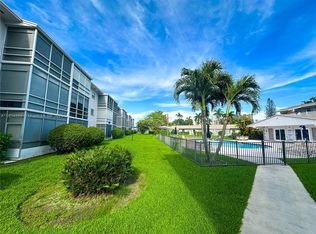 700 Layne Blvd APT 210, Hallandale, FL 33009