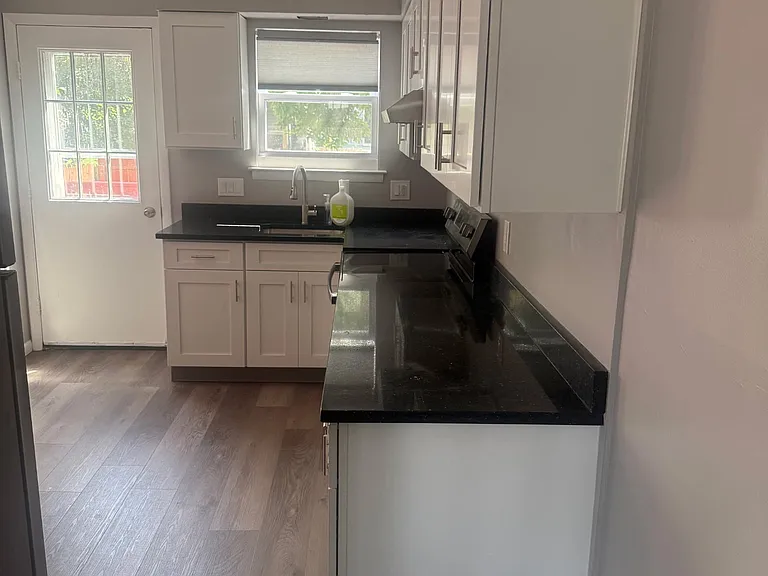5640 Kart Dr — Photo 4