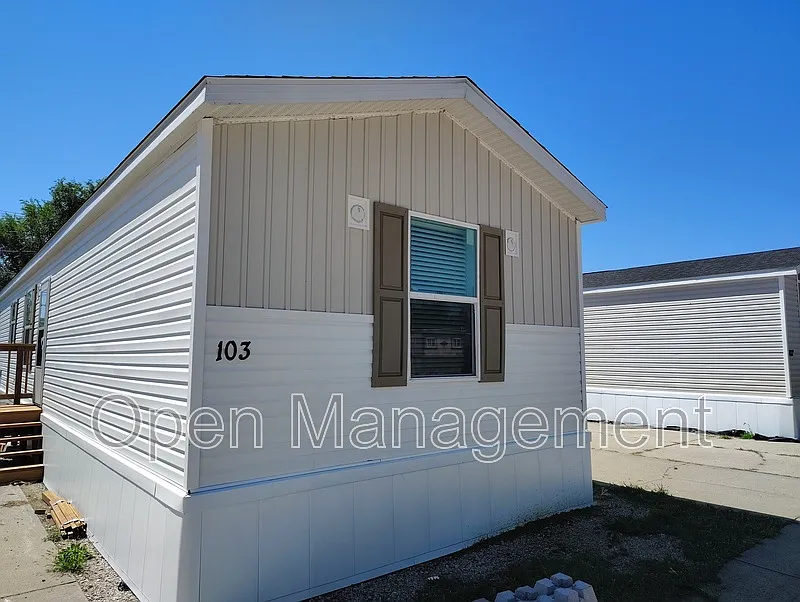 103 Arlene Ln