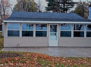 3275 S Lakeshore Rd, Harbor Beach, MI 48441