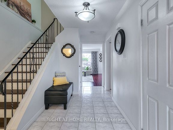3rd image of 76 Ashridge Dr