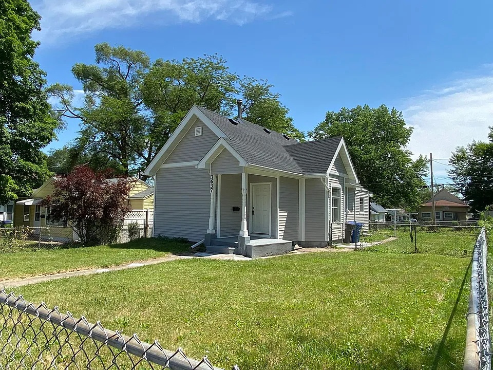 3637 Cornell St