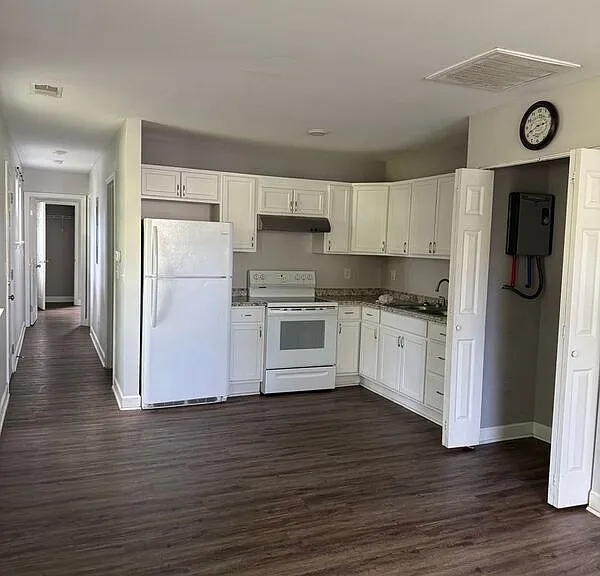 1819 English St #A — Photo 2