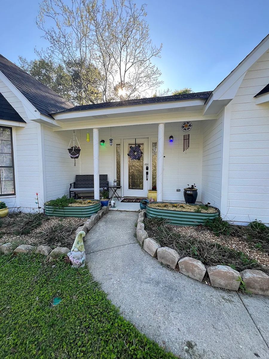 Building Photo - 312 Blossom Dr