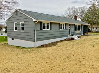 207 Ridgewood Dr, Mystic, CT 06355