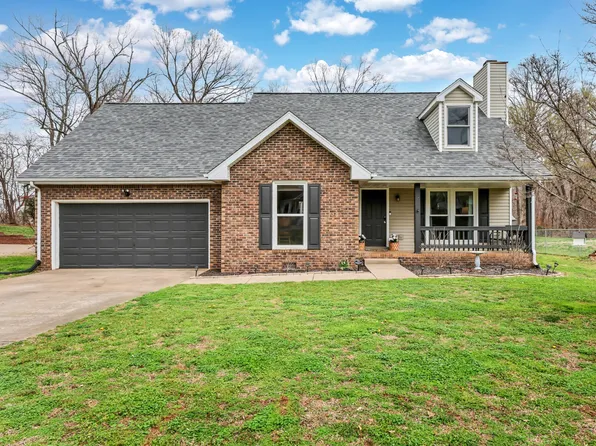 3526 Clearwater Dr, Clarksville, TN 37042