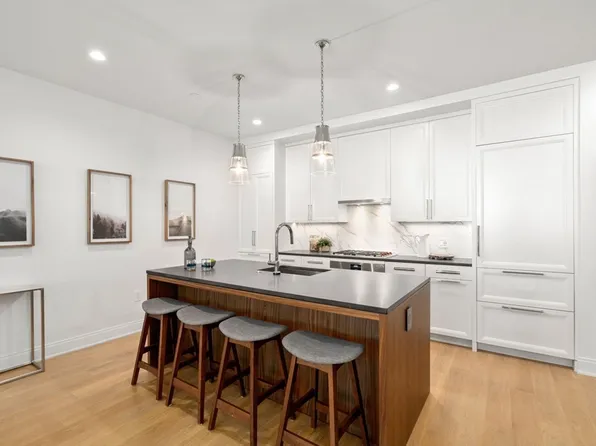 100 Linden St #202, Wellesley, MA 02482