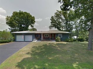 32 Joseph St, Meriden, CT 06451