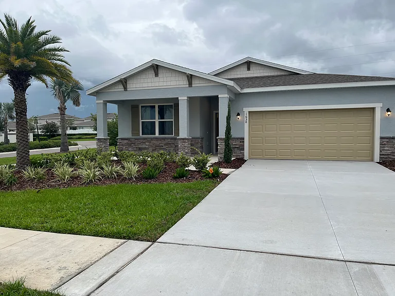 1658 Blue Lagoon Cir — Photo 2