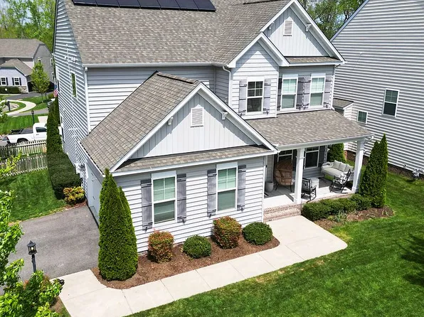 5719 Sterlingworth Dr, Moseley, VA 23120