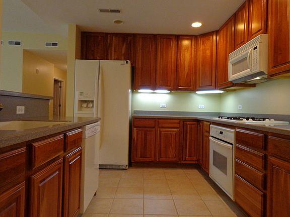 3rd image of 300 E Church St Unit 105