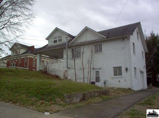 814 Center St, Ironton, OH 45638