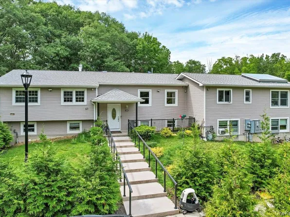 43 Freeland Street, Monroe, NY 10950