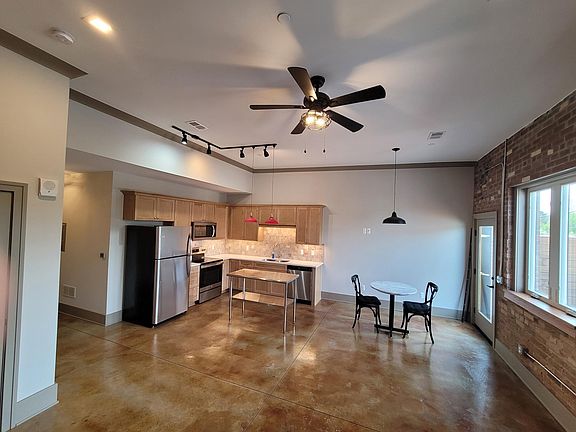3rd image of 210 E Sibley St #201