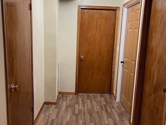 3rd image of 1320 Shannon Dr