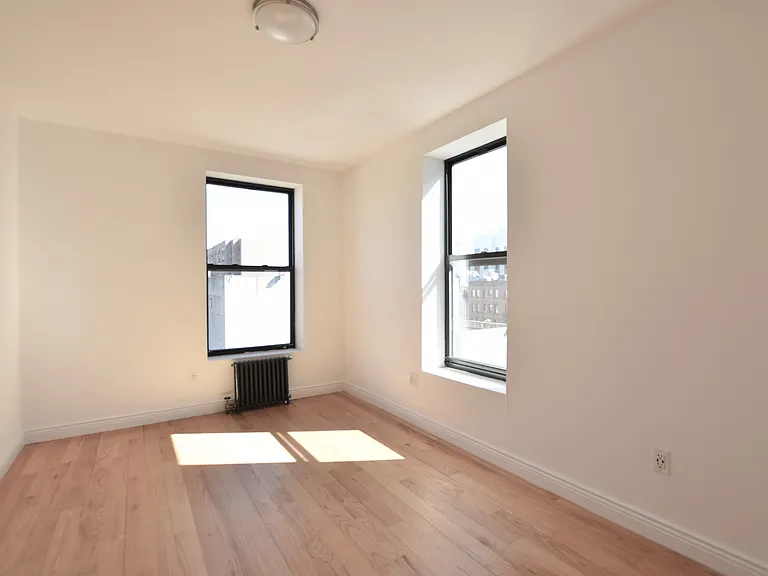 500 W 110th St #6C — Photo 7