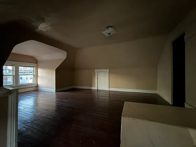 1427 Madison Ave — Photo 16